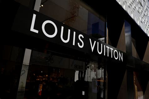 Thélios, in vista Louis Vuitton 